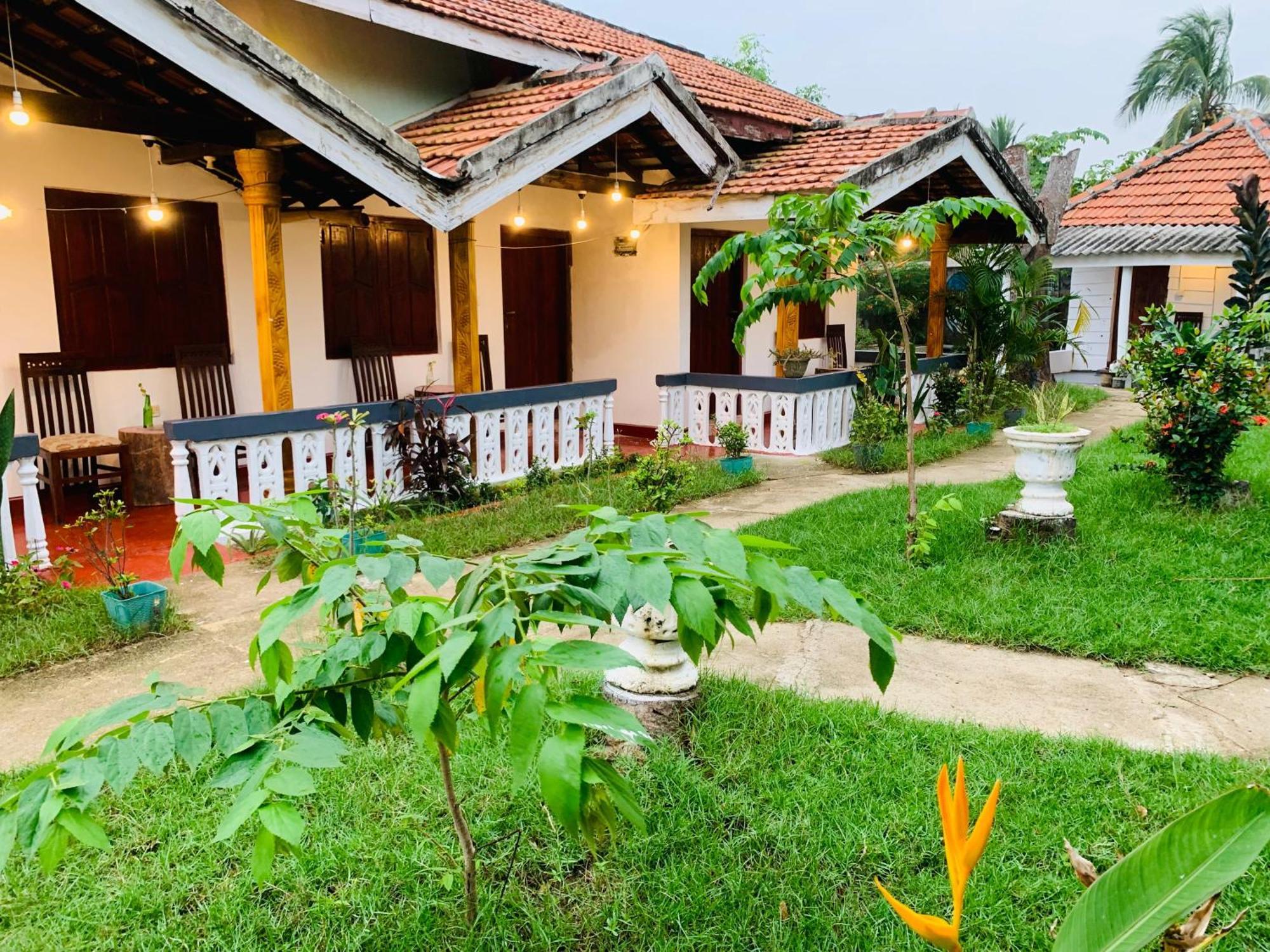 Little Fairy Home B&B Arugam Bay Exterior photo